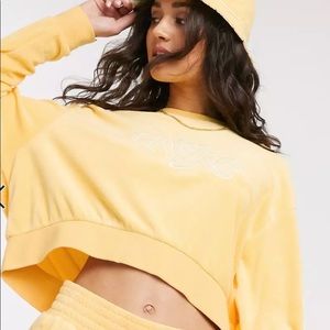 Nike crop retro terry towelling crop sweatshirt in yellow, Women’s Medium, used